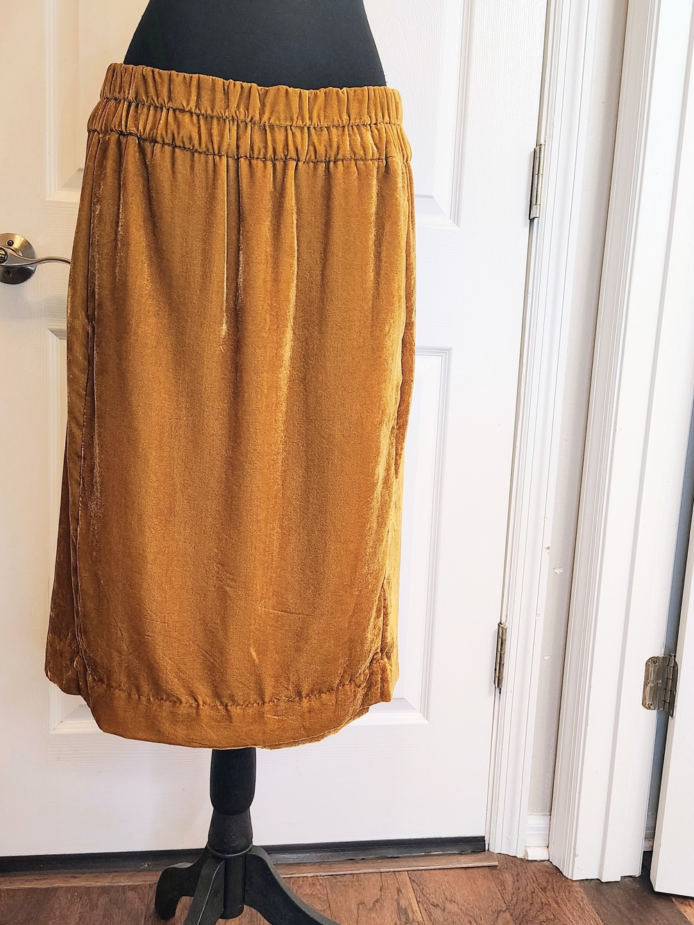 J.Crew Gold Yellow Velvet Knee Length Pencil Skirt Retro 90s Boho Fits Like XL